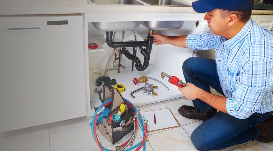 Expert burst pipe repair services in New Albany, MS